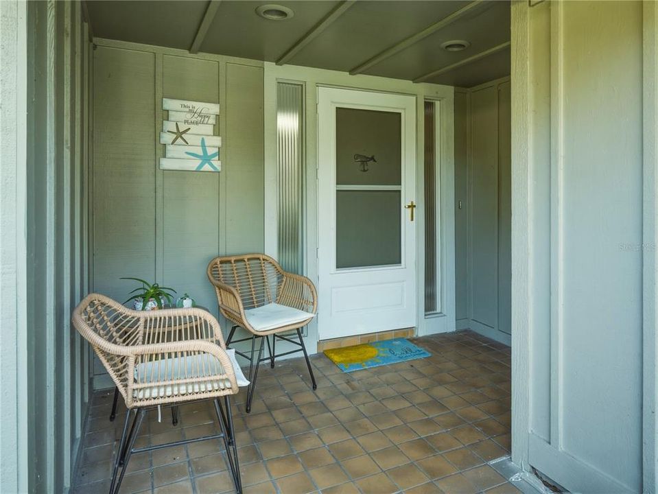 На продажу: $369,000 (2 спален, 2 ванн, 1648 Квадратных фут)