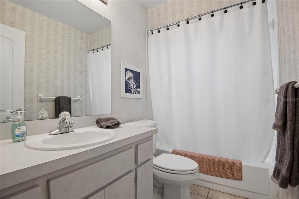 For Sale: $649,900 (3 beds, 2 baths, 1721 Square Feet)