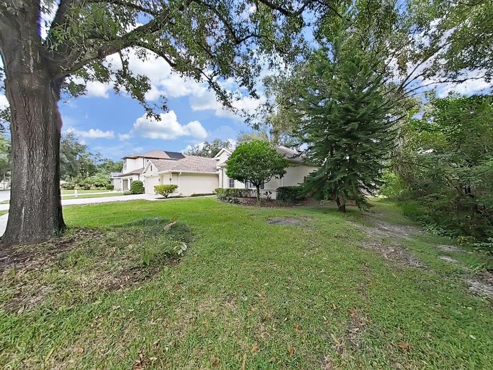 For Sale: $663,000 (4 beds, 3 baths, 2569 Square Feet)