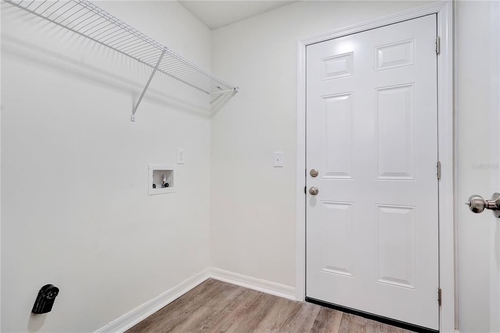 For Sale: $364,900 (3 beds, 2 baths, 1335 Square Feet)