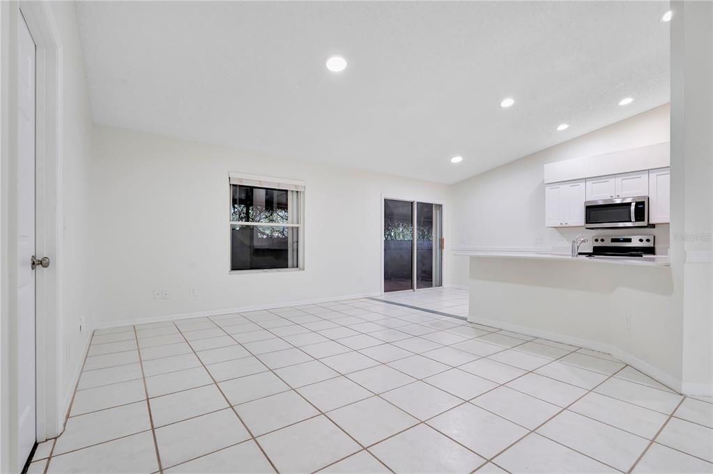 For Sale: $364,900 (3 beds, 2 baths, 1335 Square Feet)