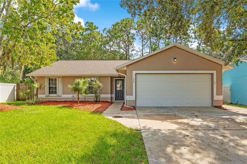 For Sale: $364,900 (3 beds, 2 baths, 1335 Square Feet)