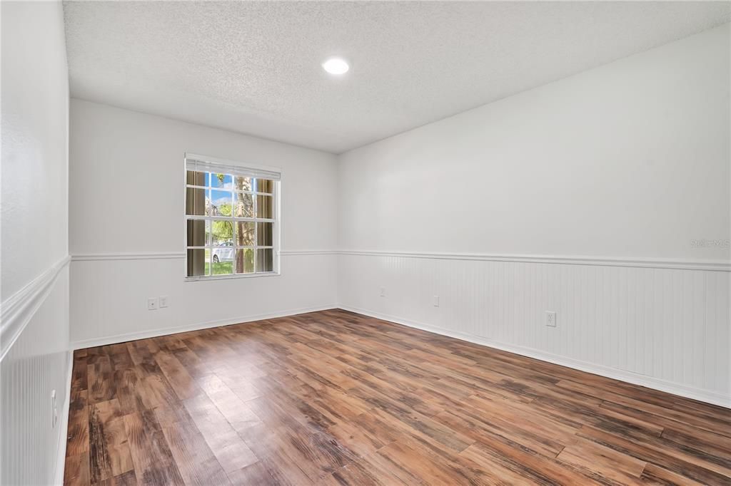 For Sale: $364,900 (3 beds, 2 baths, 1335 Square Feet)