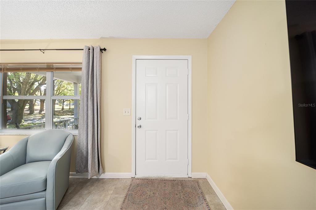 For Sale: $204,990 (2 beds, 2 baths, 1748 Square Feet)