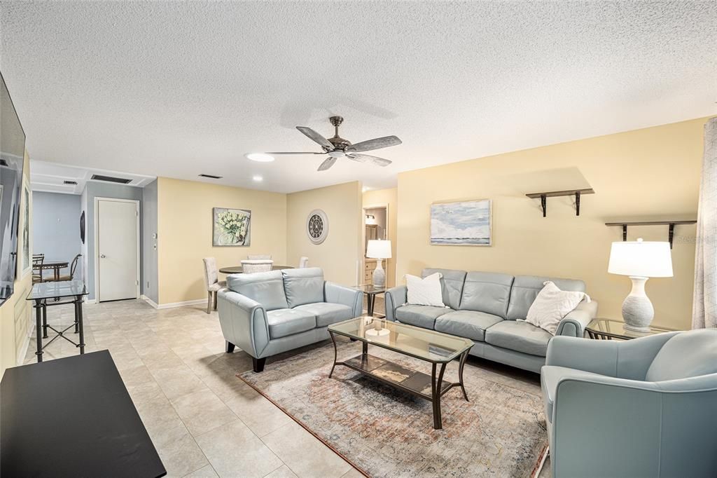 For Sale: $204,990 (2 beds, 2 baths, 1748 Square Feet)