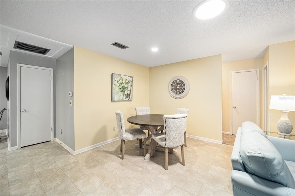 For Sale: $204,990 (2 beds, 2 baths, 1748 Square Feet)
