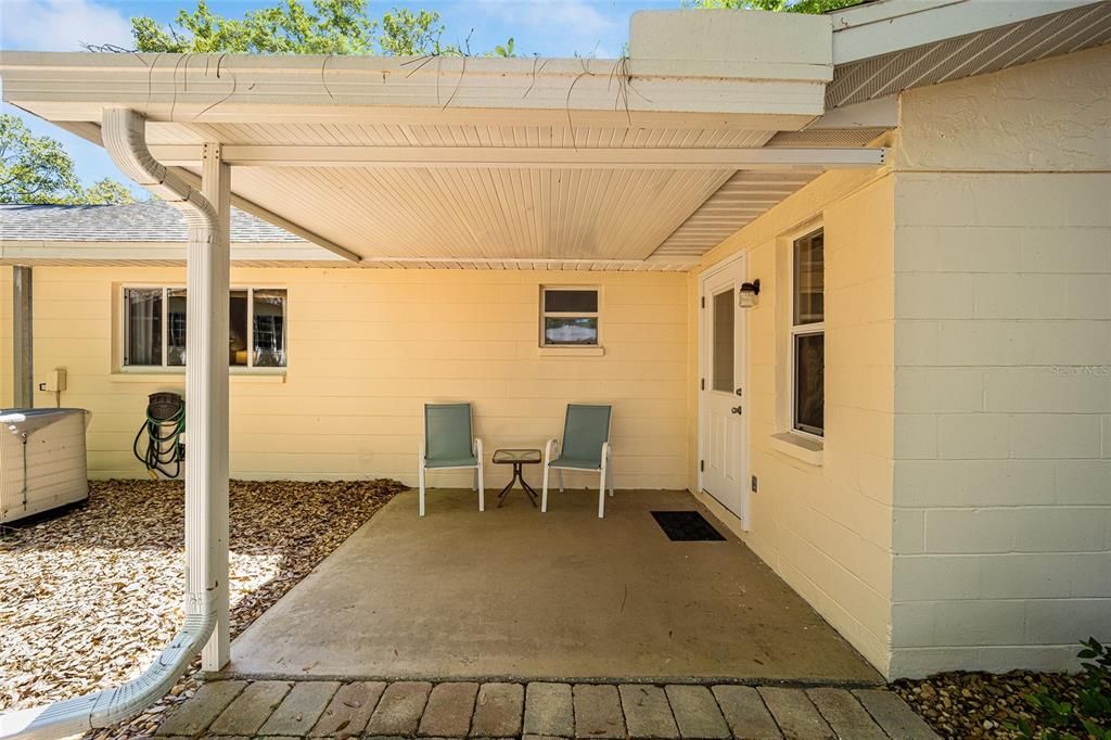 For Sale: $204,990 (2 beds, 2 baths, 1748 Square Feet)