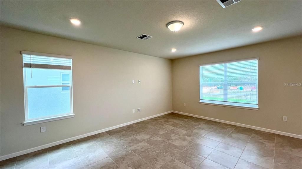 В аренду: $2,495 (4 спален, 3 ванн, 2217 Квадратных фут)