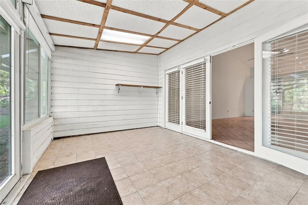 На продажу: $199,000 (2 спален, 2 ванн, 1406 Квадратных фут)