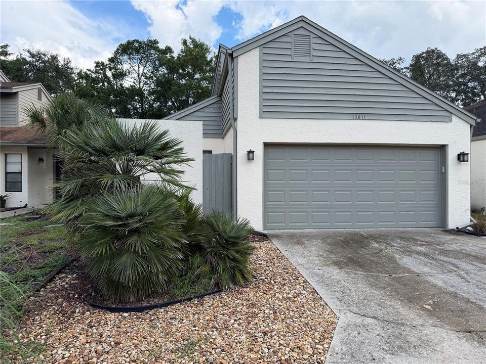 For Sale: $280,000 (3 beds, 2 baths, 1389 Square Feet)