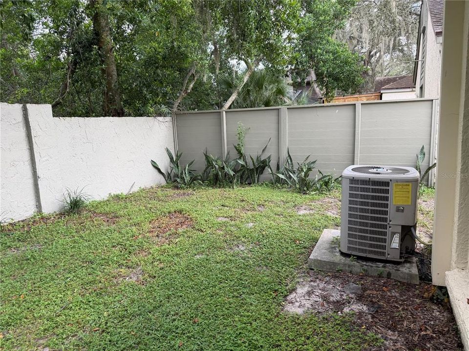 For Sale: $280,000 (3 beds, 2 baths, 1389 Square Feet)