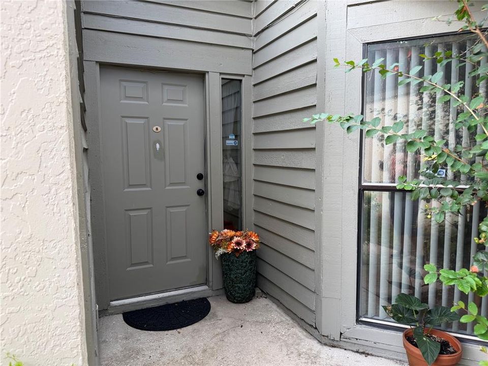 For Sale: $280,000 (3 beds, 2 baths, 1389 Square Feet)