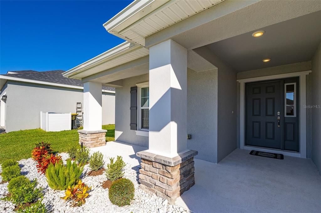 En Venta: $339,900 (4 camas, 2 baños, 1825 Pies cuadrados)