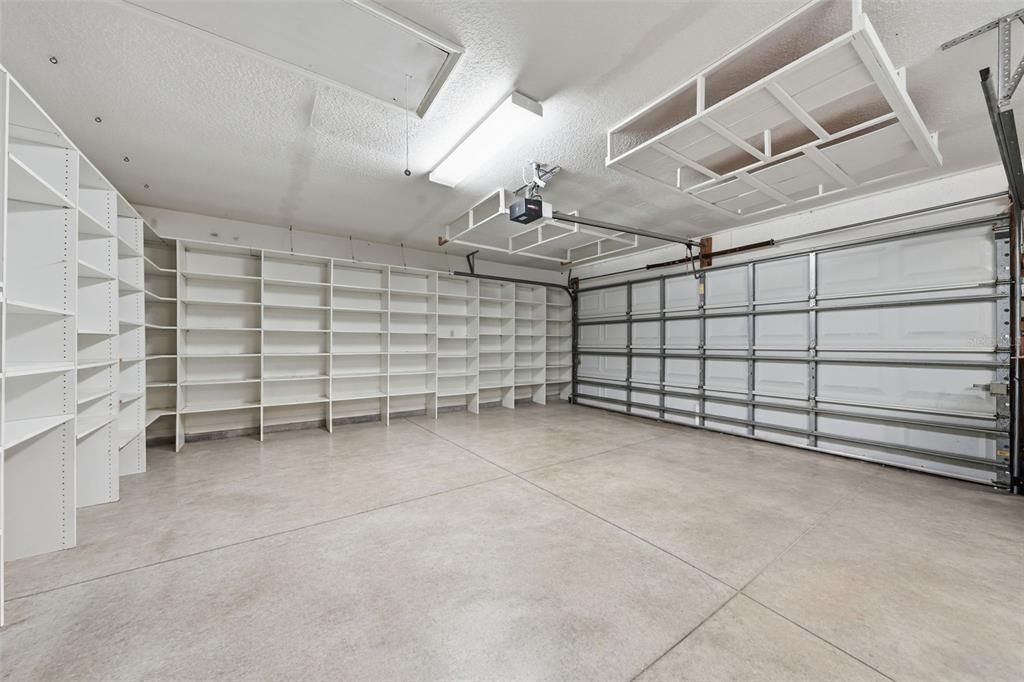 En Venta: $300,000 (2 camas, 2 baños, 1829 Pies cuadrados)