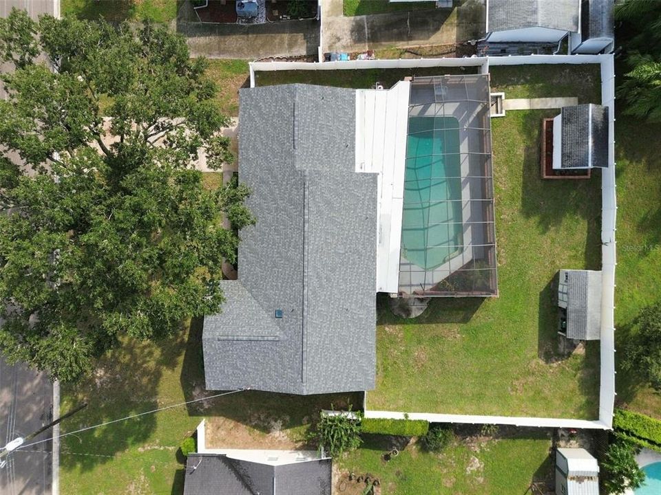En Venta: $439,000 (4 camas, 2 baños, 2433 Pies cuadrados)