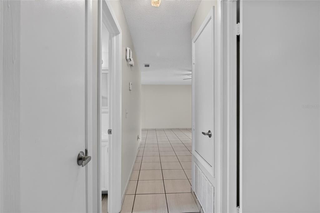 En Venta: $289,900 (3 camas, 2 baños, 1195 Pies cuadrados)