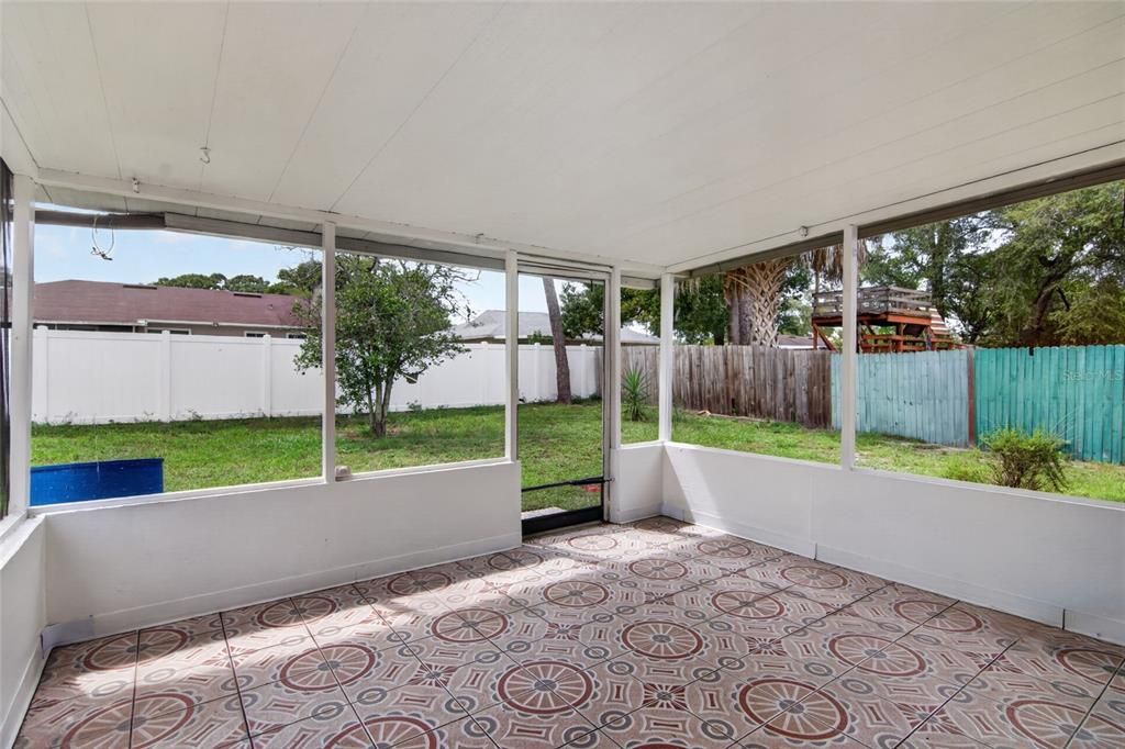 En Venta: $289,900 (3 camas, 2 baños, 1195 Pies cuadrados)