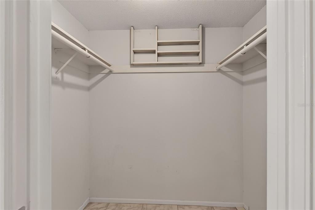 En Venta: $289,900 (3 camas, 2 baños, 1195 Pies cuadrados)