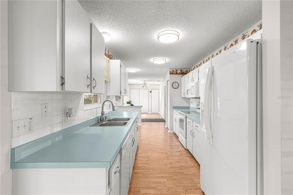 En Venta: $189,900 (2 camas, 2 baños, 1420 Pies cuadrados)