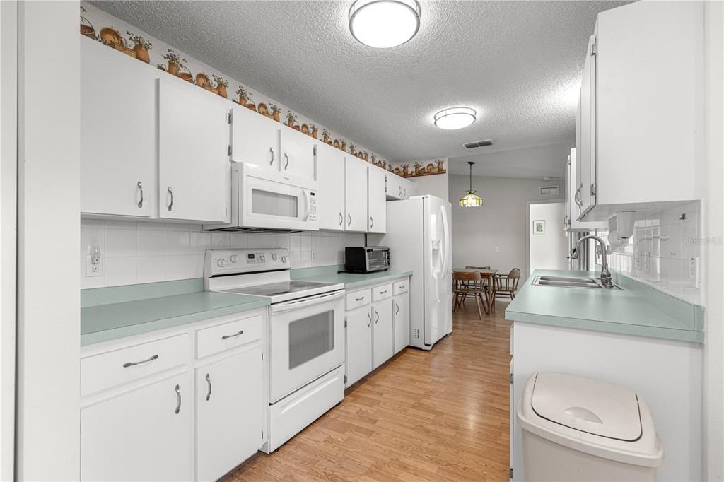 En Venta: $189,900 (2 camas, 2 baños, 1420 Pies cuadrados)