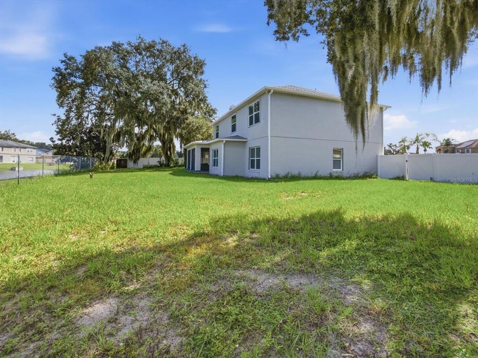 En Venta: $419,990 (4 camas, 3 baños, 2930 Pies cuadrados)