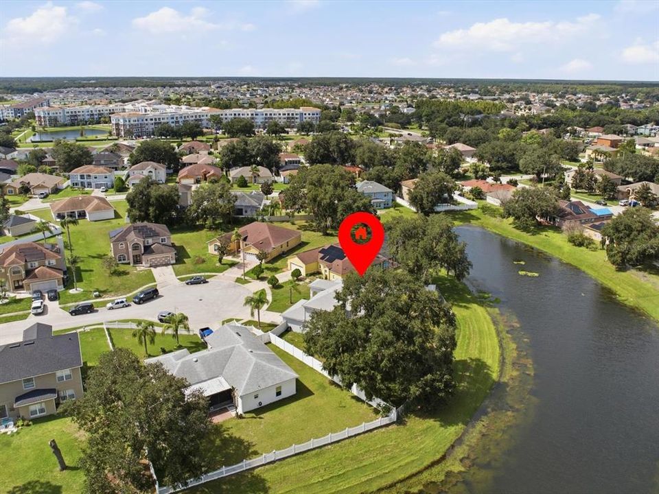 En Venta: $419,990 (4 camas, 3 baños, 2930 Pies cuadrados)