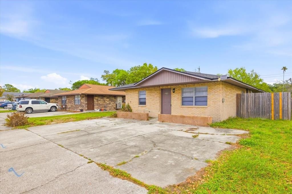 For Rent: $1,425 (2 beds, 2 baths, 1044 Square Feet)