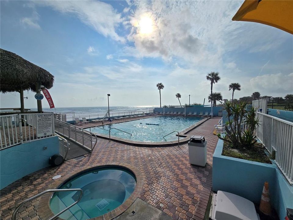 For Sale: $135,000 (0 beds, 1 baths, 343 Square Feet)