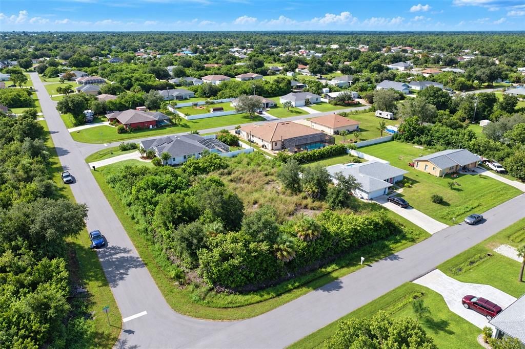На продажу: $25,000 (0.23 acres)