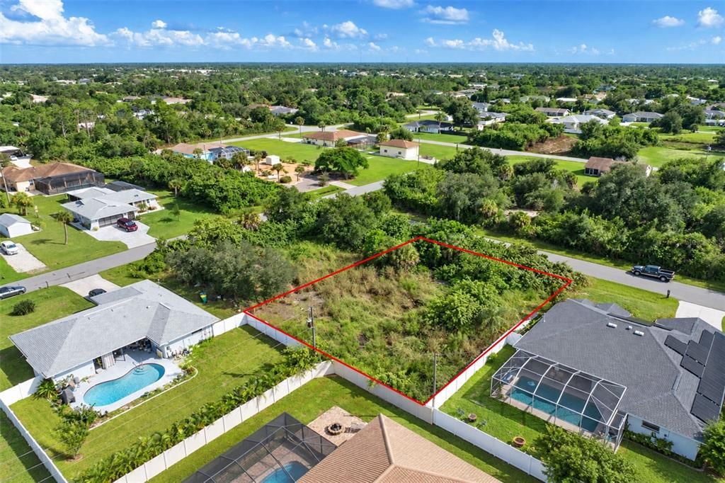 На продажу: $25,000 (0.23 acres)