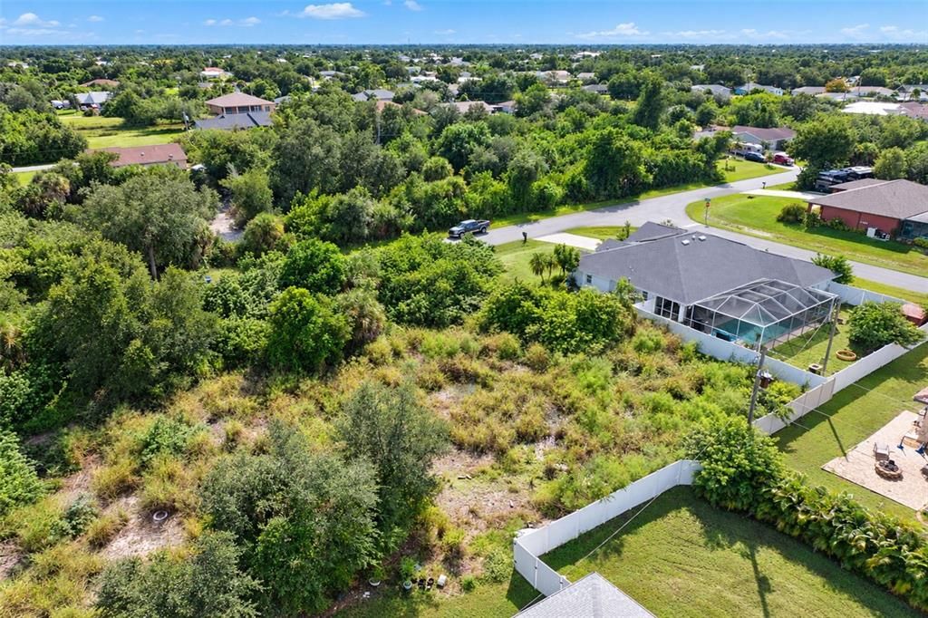 На продажу: $25,000 (0.23 acres)