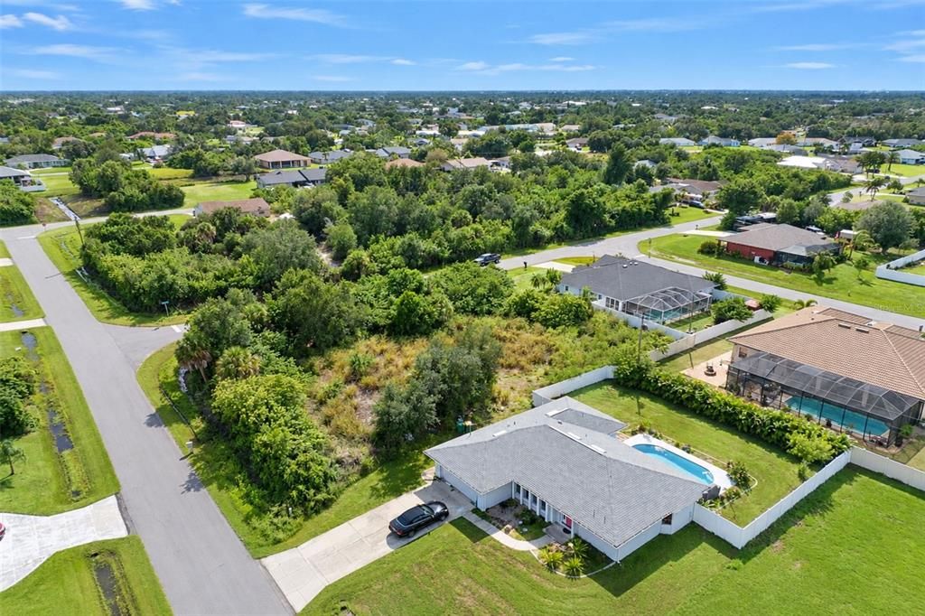 На продажу: $25,000 (0.23 acres)