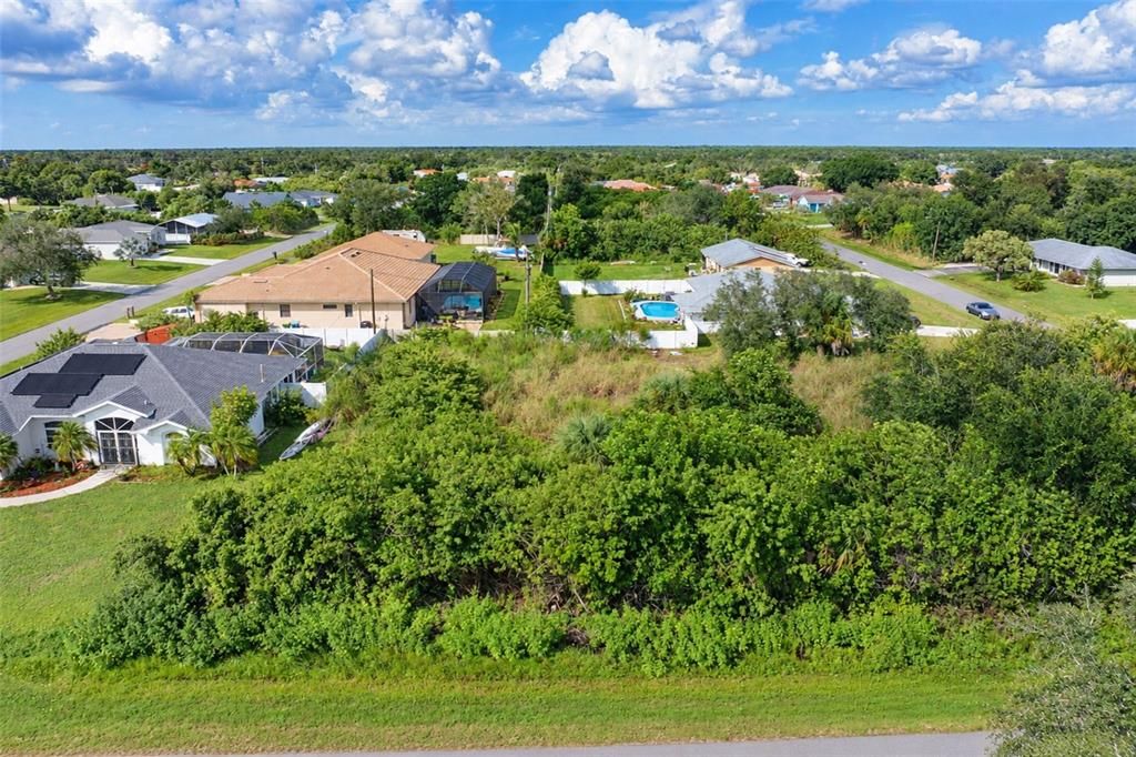 На продажу: $25,000 (0.23 acres)