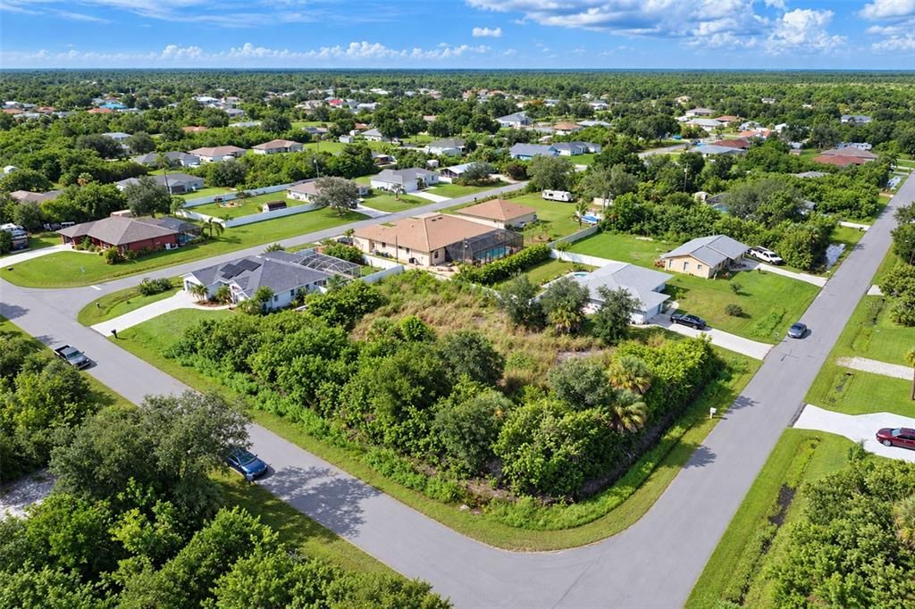 На продажу: $25,000 (0.23 acres)