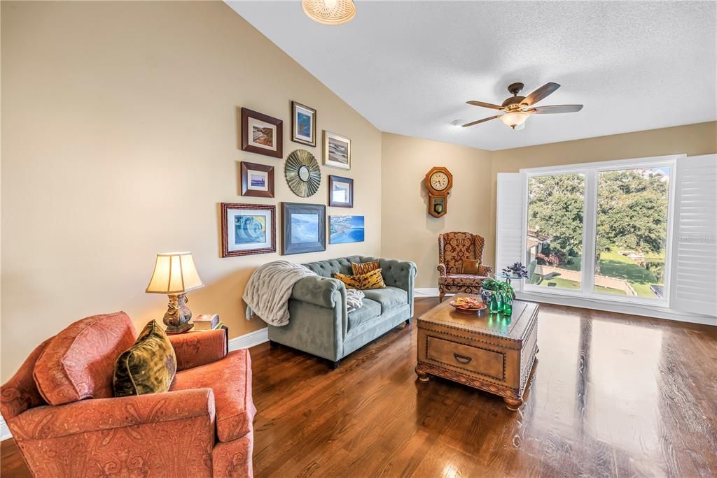 For Sale: $660,000 (3 beds, 3 baths, 2462 Square Feet)