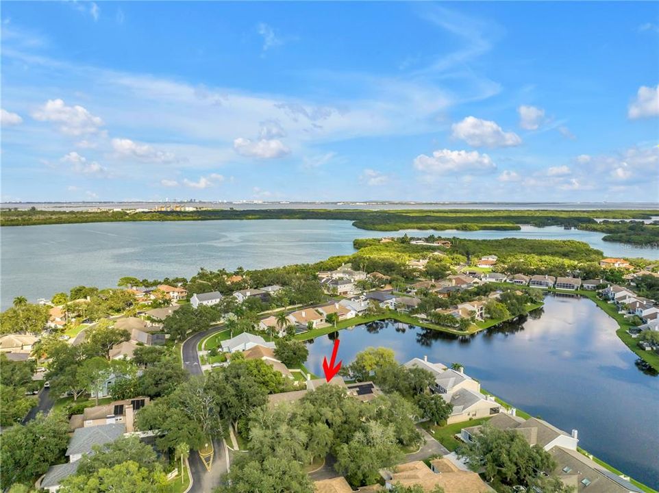 For Sale: $660,000 (3 beds, 3 baths, 2462 Square Feet)