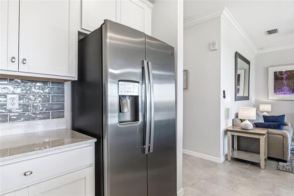 For Sale: $295,000 (2 beds, 2 baths, 1142 Square Feet)