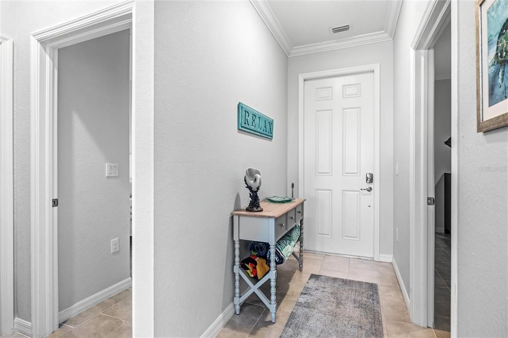 For Sale: $295,000 (2 beds, 2 baths, 1142 Square Feet)