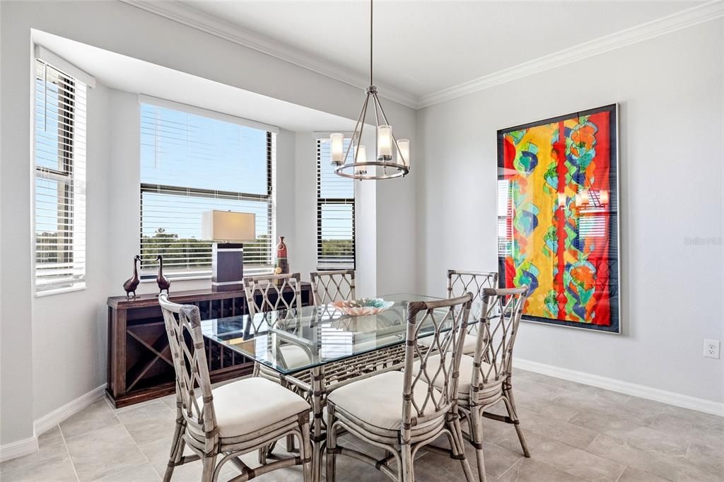 For Sale: $295,000 (2 beds, 2 baths, 1142 Square Feet)