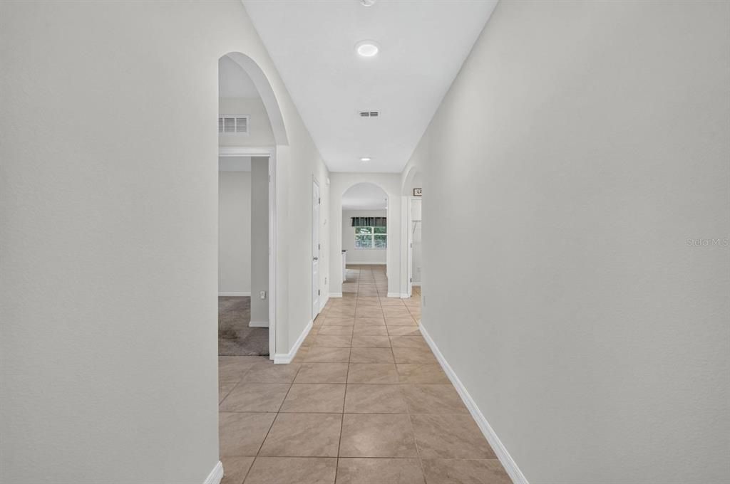 En Venta: $359,900 (4 camas, 2 baños, 1846 Pies cuadrados)