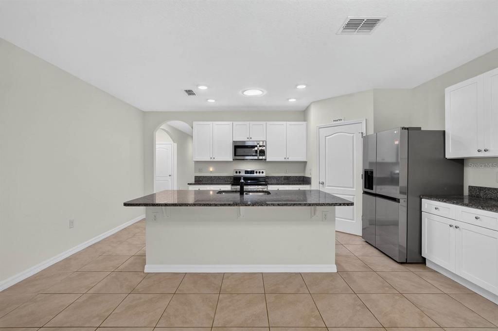 En Venta: $359,900 (4 camas, 2 baños, 1846 Pies cuadrados)
