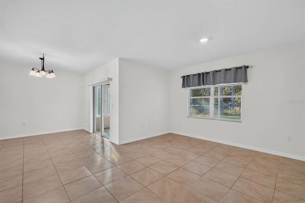 En Venta: $359,900 (4 camas, 2 baños, 1846 Pies cuadrados)