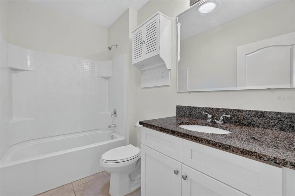 En Venta: $359,900 (4 camas, 2 baños, 1846 Pies cuadrados)