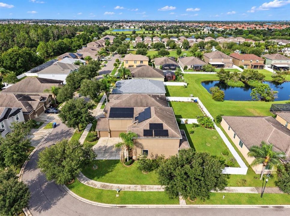 En Venta: $575,000 (5 camas, 3 baños, 3686 Pies cuadrados)