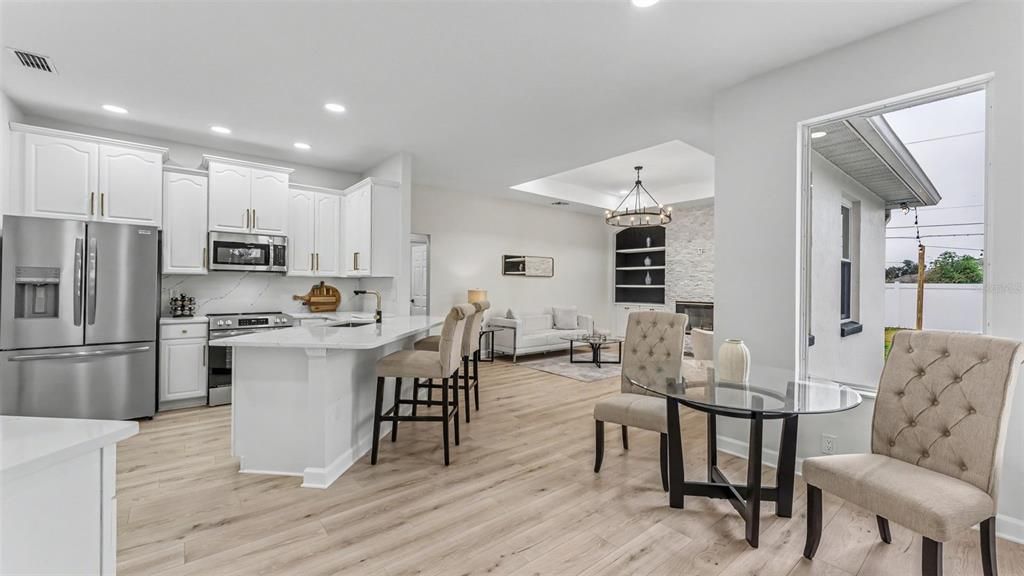 En Venta: $535,000 (4 camas, 2 baños, 2228 Pies cuadrados)