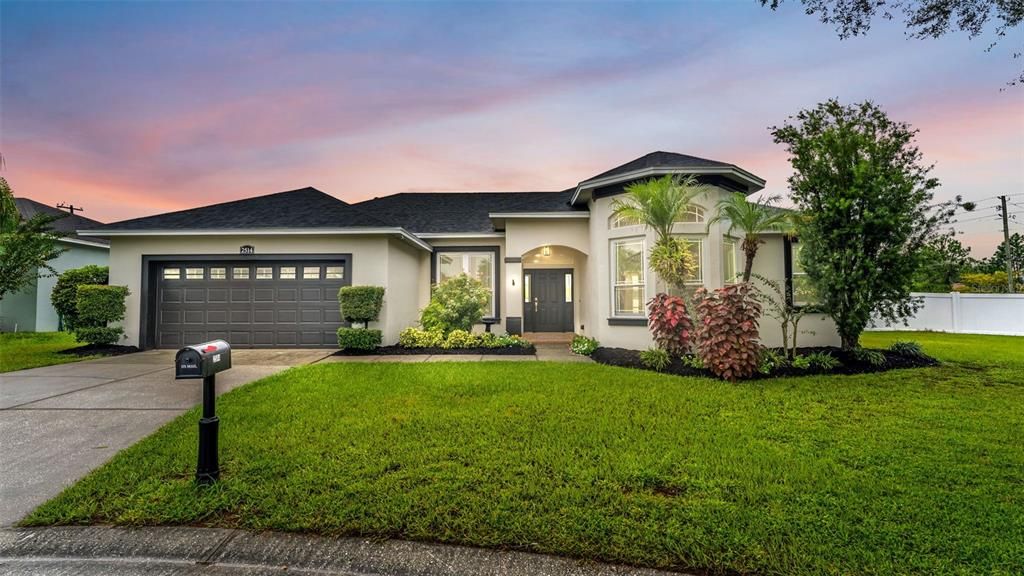 En Venta: $535,000 (4 camas, 2 baños, 2228 Pies cuadrados)