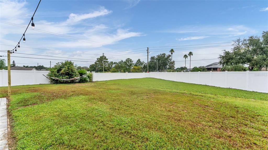 En Venta: $535,000 (4 camas, 2 baños, 2228 Pies cuadrados)