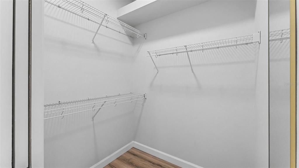 En Venta: $535,000 (4 camas, 2 baños, 2228 Pies cuadrados)