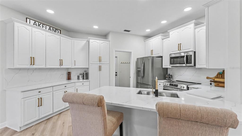 En Venta: $535,000 (4 camas, 2 baños, 2228 Pies cuadrados)