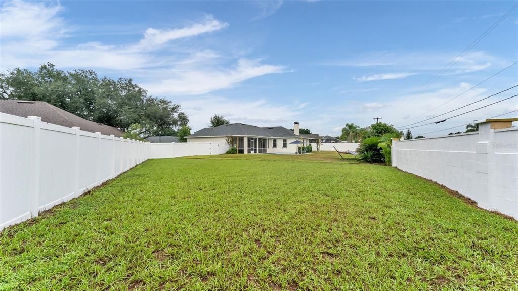 En Venta: $535,000 (4 camas, 2 baños, 2228 Pies cuadrados)